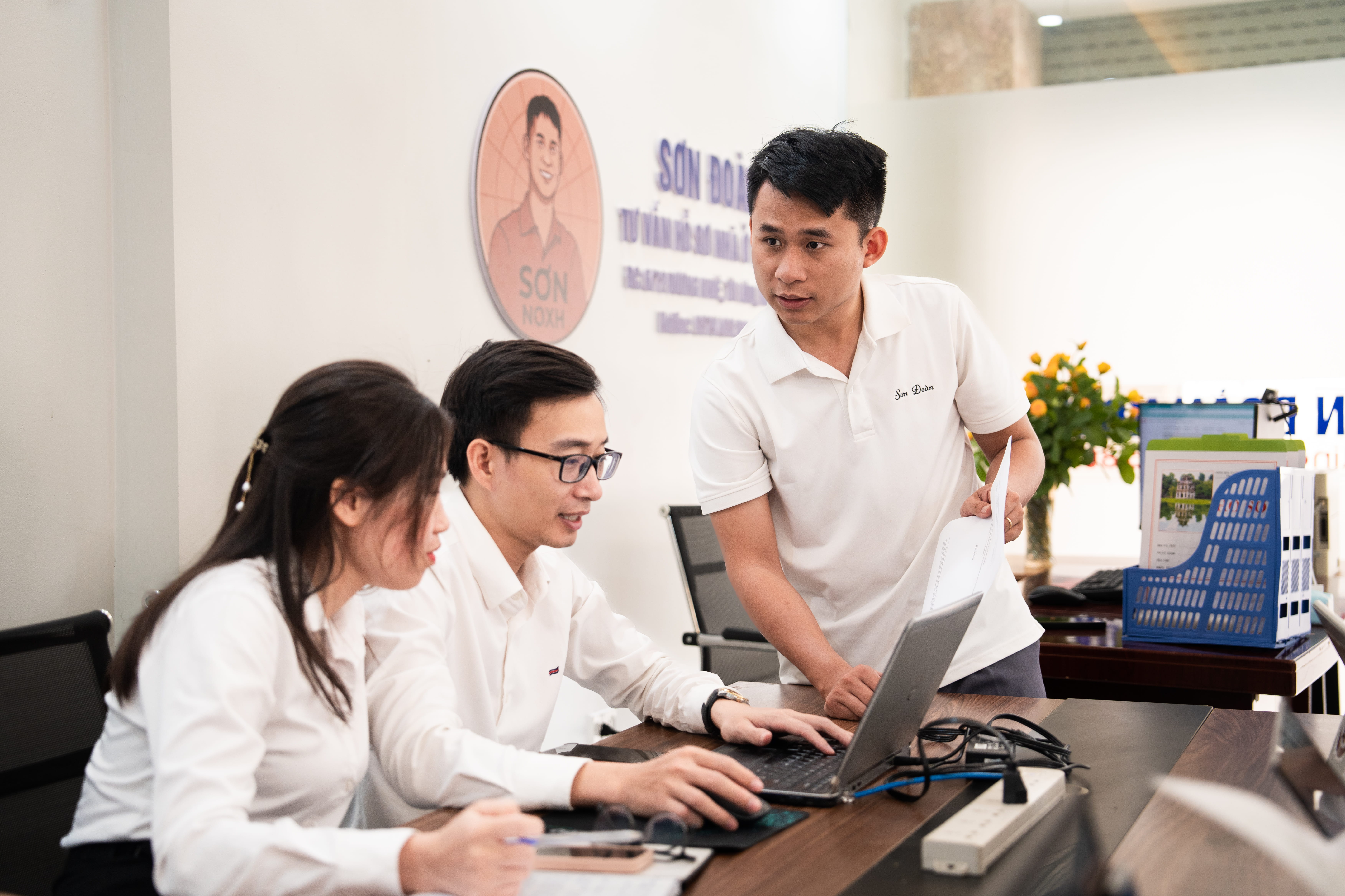 Đội ngũ làm việc cùng nhau